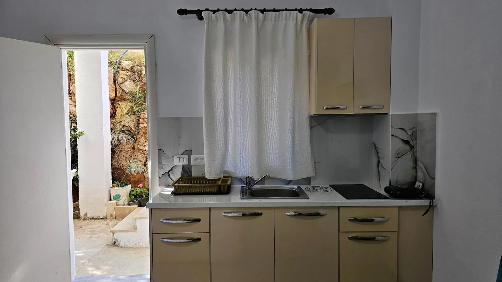 Ledion Apartments Sarandë