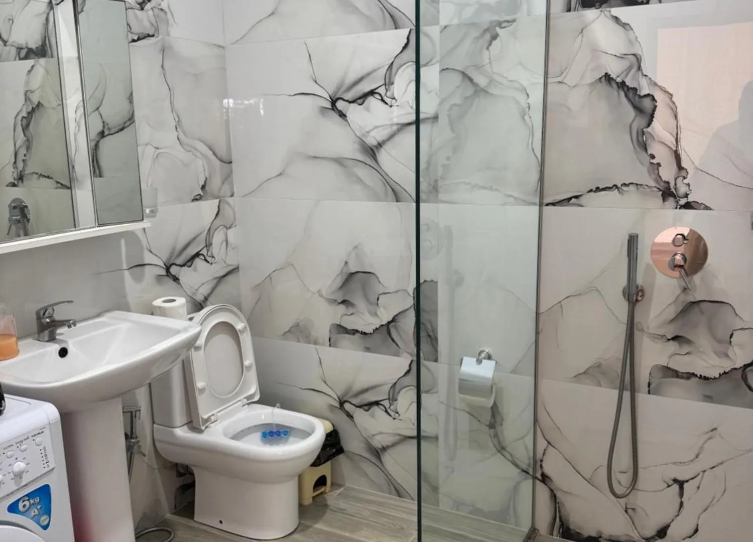Ledion Apartments Sarandë