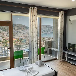 Denis Sarandë